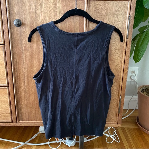 EUC Lululemon Tie Knot Crop Top - Picture 2 of 5